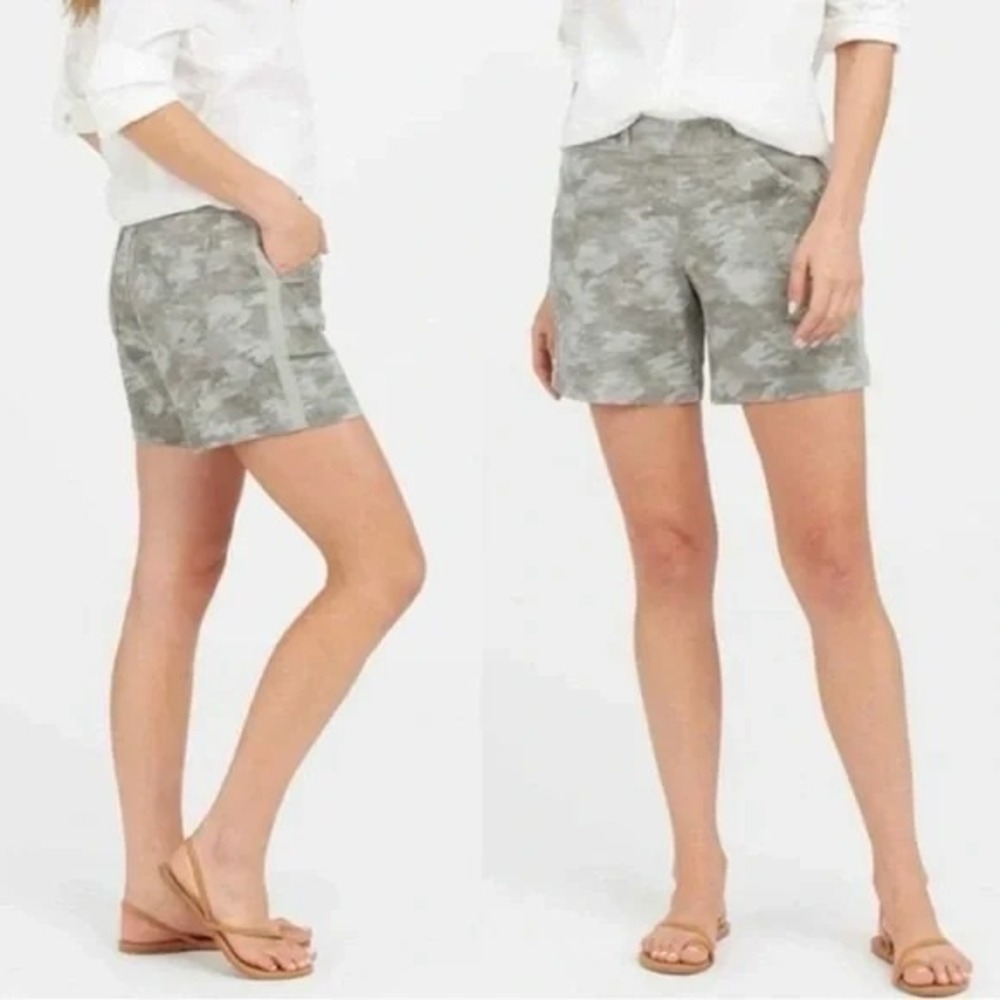 Spanx NWT 6‎ Inch Twill Shorts in Stone Wash Camo Size Small - Picture 2 of 8